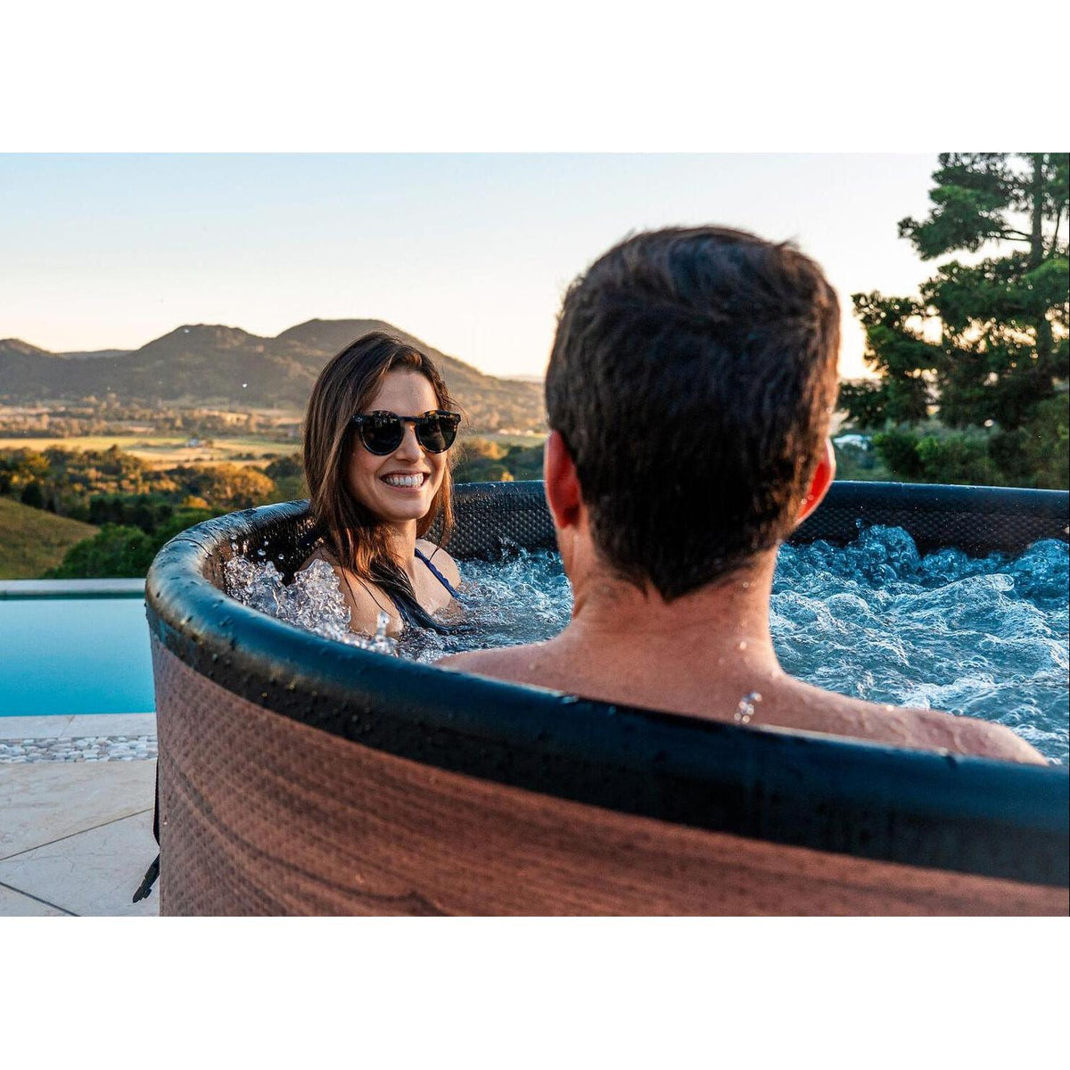 MSpa - Ronde halfstijve opblaasbare jacuzzi Duet - Eco 4 - 6 personen - BricoandPool